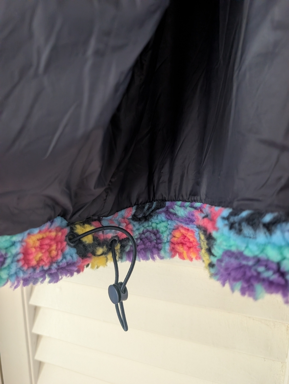 NWT WESC Oversized Sherpa Jacket w/Multicolored Smiley Faces - Picture 5 of 10